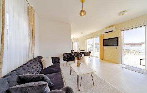 Stankovici House | Lovely Home In Stankovic