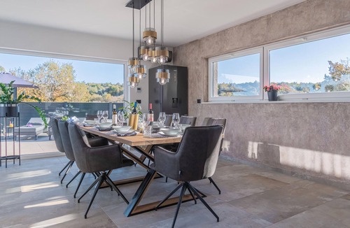 Kapelica House | Luxurious home in Labin with sauna