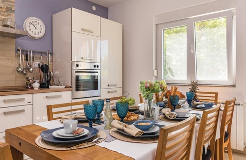 Medulin House | Luxurious home in Medulin with private swimming pool, can be inside or outside