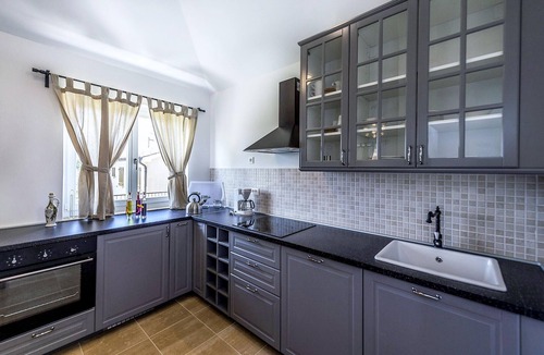 Farini House | Luxurious home in Visnjan with private swimming pool, can be inside or outside