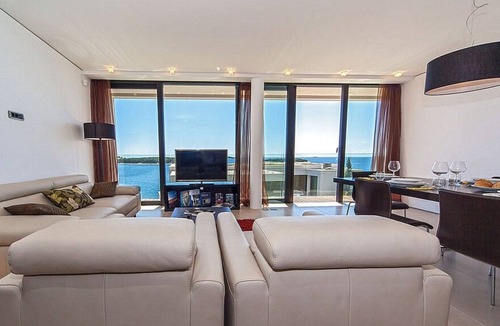 Primosten Apartment | Luxury Apartment Biseri Jadrana 1 (4+0) with shared pool by the beach in Primosten