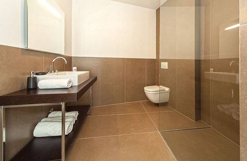 Primosten Apartment | Luxury Apartment Biseri Jadrana 1 (4+0) with shared pool by the beach in Primosten