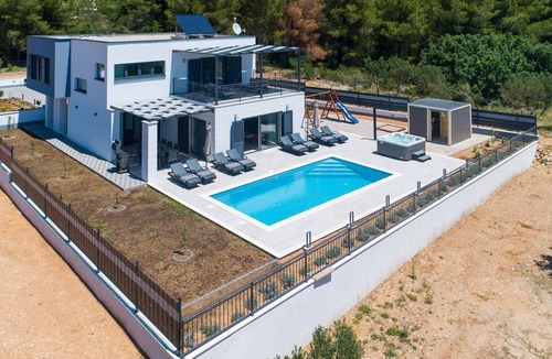 Stankovici Villa | Luxury Villa Callisto Orebić with private swimming pool, sauna, and jacuzzi, sea view and parking - Orebić