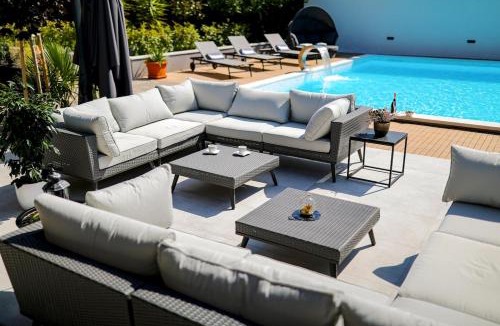 Zadar Villa | Luxury Villa Experience in Center of Zadar with heated pool and Jacuzzi