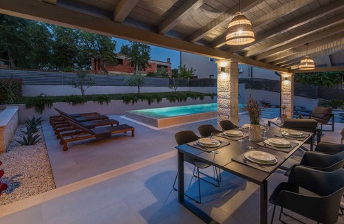 Zelena Villa | Luxury Villa Molindrio