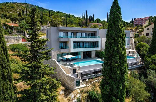 Orasac Villa | Magnificent Orasac Villa | 5 Bedrooms | Orasac Splendor Villa | Stunning Sea.