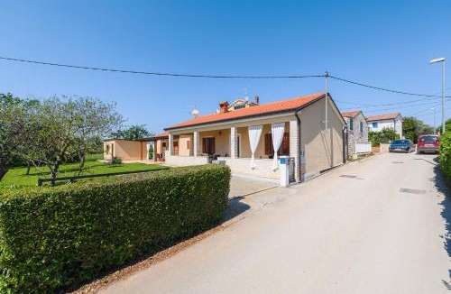 Zambratija House | MIMA house with apartments