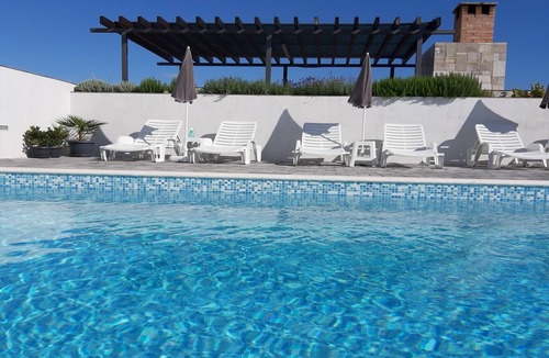 Seline Apartment | Modern apartment for 4 people with pool use