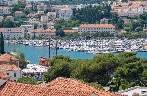 Gruz Apartment | MODERN APARTMENT WITH SEA VIEW