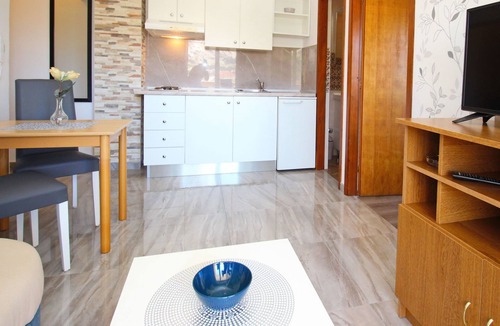 Baska Apartment | Modern eingerichtete Apartment für 4 Personen, Klimatisiert, freie Parkplatz un by Interhome
