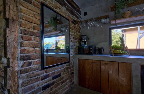 Petrinja House | Modern home with jacuzzi and sauna near the Kupa River for relaxation.