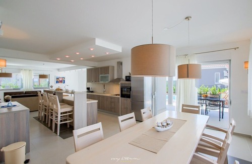 Debeljak Villa | Modern new villa with pool near Zadar