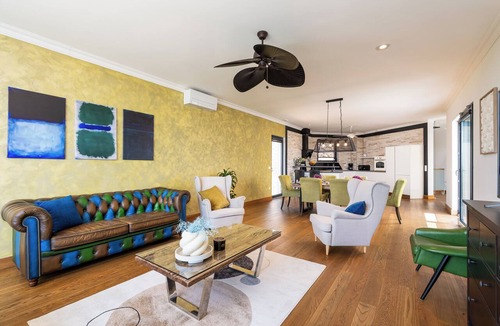 Cilipi House | Modern Villa Lumina with Private Pool, Jacuzzi, Sauna & Gym
