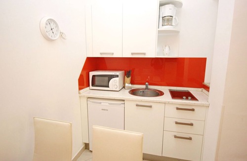 Baska Apartment | Neue Ferienwohnung in Baška mit Eigener Terrasse by Interhome