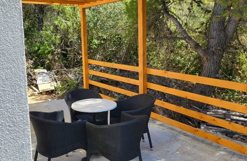 Susica House | New vacation home with 2 terraces, right by the sea - a dream surrounded by forest
