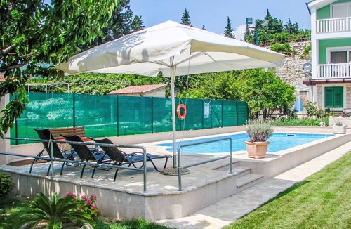 Peracko Blato Apartment | Nice apartment for 5 people with pool, A/C, WIFI, TV and patio