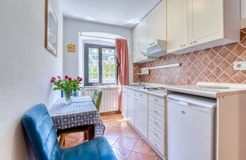 Lovran Apartment | Nice apartment for 3 guests with A/C, WIFI, TV and terrace