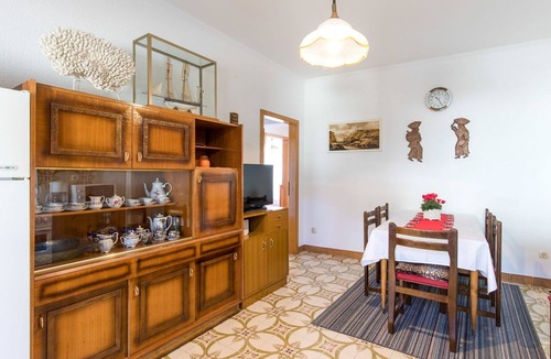 Donji Kraj Apartment | Nice apartment for 4 people with A/C, WIFI, TV, terrace and pets allowed