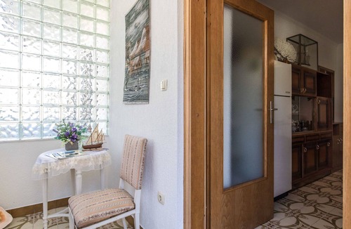 Donji Kraj Apartment | Nice apartment for 4 people with A/C, WIFI, TV, terrace and pets allowed