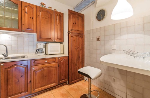 Banjole Apartment | Nice apartment in Pula with outdoor swimming pool