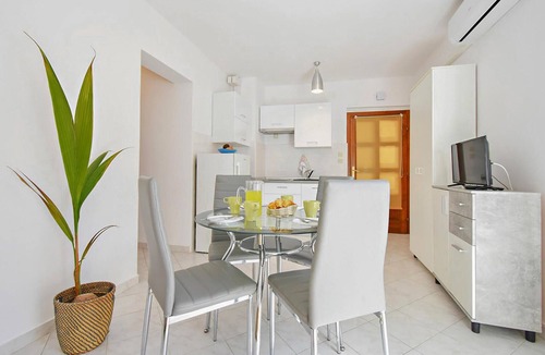 Rabac Apartment | Nice apartment in Rabac with WiFi