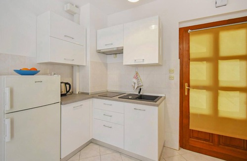 Rabac Apartment | Nice apartment in Rabac with WiFi