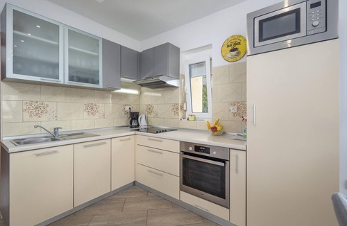 Crikvenica House | Nice home in Crikvenica