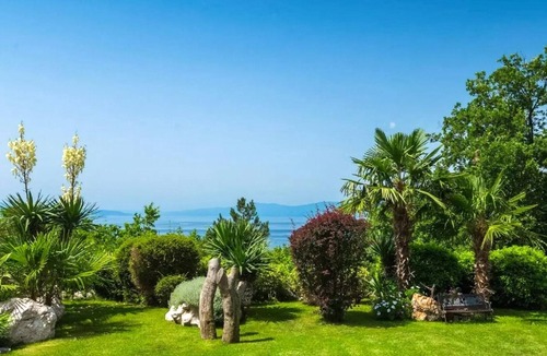 Zurkovo House | Nice home in Kostrena