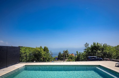 Kostrena House | Nice home in Kostrena