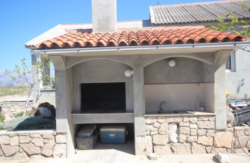Rtina Apartment | Njaco - Standard One Bedroom Apartment with Balcony and Sea View