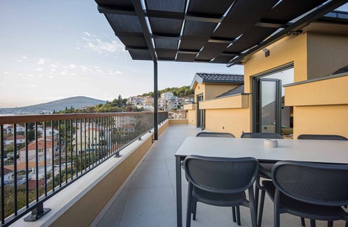 Trogir Apartment | Oleander Urban Suites