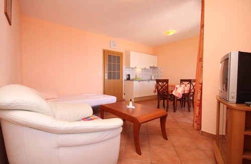 Baska Voda Apartment | One bedroom apartment with terrace and sea view Baška Voda, Makarska (A-6718-c)
