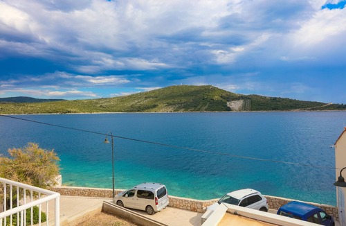 Primosten Apartment | One bedroom apartment near beach Primošten (A-25265-b)