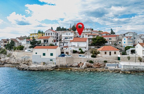 Primosten Apartment | One bedroom apartment near beach Primošten (A-25265-b)