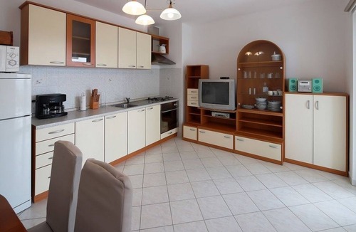 Dramalj Apartment | One bedroom apartment with balcony and sea view Dramalj, Crikvenica (A-18990-a)