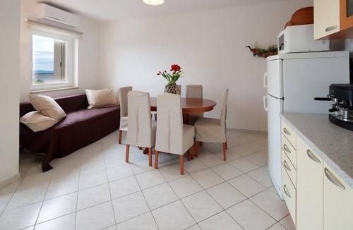 Dramalj Apartment | One bedroom apartment with balcony and sea view Dramalj, Crikvenica (A-18990-a)