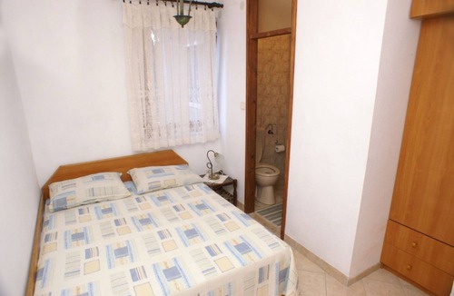 Lumbarda Apartment | One bedroom apartment with air-conditioning Lumbarda, Korčula (A-4375-b)
