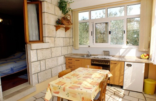 Lumbarda Apartment | One bedroom apartment near beach Lumbarda, Korčula (A-4401-b)