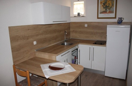 Gorinka Apartment | One bedroom apartment with terrace and sea view Makarska (A-21911-a)