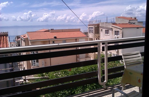 Zelenka Apartment | One bedroom apartment with balcony and sea view Makarska (A-22633-a)