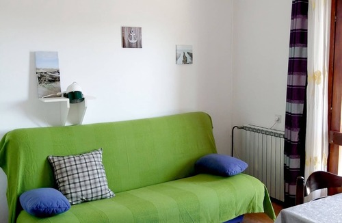 Zelenka Apartment | One bedroom apartment with balcony and sea view Makarska (A-22633-a)