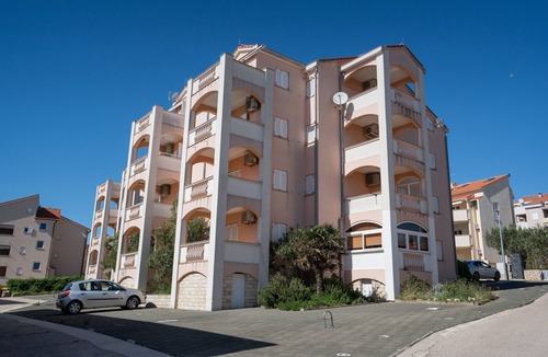 Novalja Apartment | One bedroom apartment with balcony and sea view Novalja, Pag (A-22146-a)