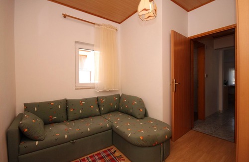 Povljana Apartment | One bedroom apartment with terrace Povljana, Pag (A-6315-a)