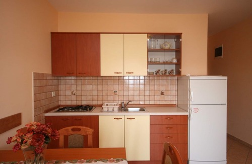 Kustici Apartment | One bedroom apartment near beach Kustići, Pag (A-4081-b)