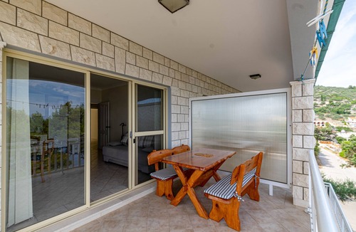 Prigradica Apartment | One bedroom apartment near beach Prigradica, Korčula (A-14341-a)