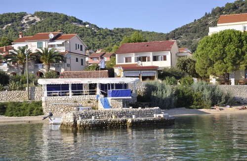 Barbat na Rabu Apartment | One bedroom apartment near beach Barbat, Rab (A-14512-e)