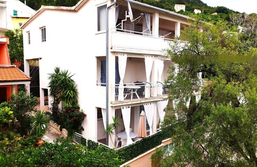 Zivogosce Apartment | One bedroom apartment with terrace and sea view Živogošće - Porat, Makarska (A-6807-a)