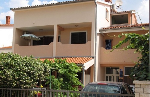 Valbandon Apartment | One bedroom apartment with balcony Valbandon, Fažana (A-7355-d)