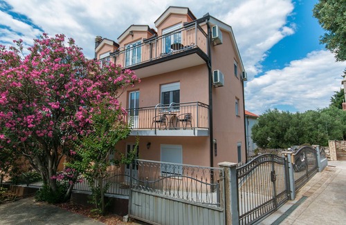 Podaca Apartment | One bedroom apartment with balcony Podaca, Makarska (A-11748-a)