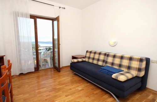 Island Hvar Apartment | One bedroom apartment with balcony and sea view Jelsa, Hvar (A-8765-f)